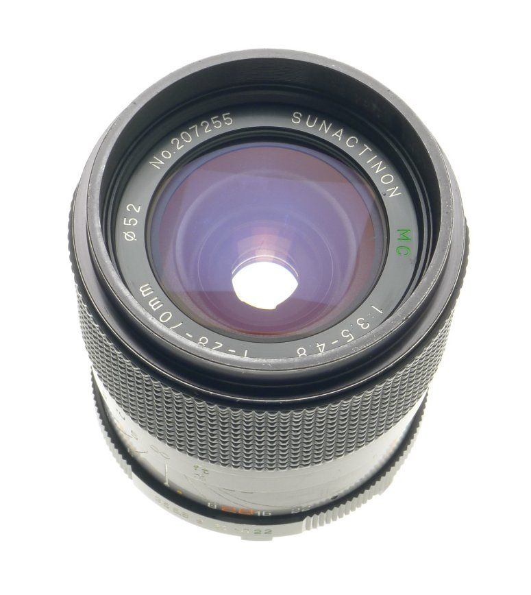 Sunactinon mc 1:3.5-4.8 f=28-70mm 52mm diameter macro zoom lens