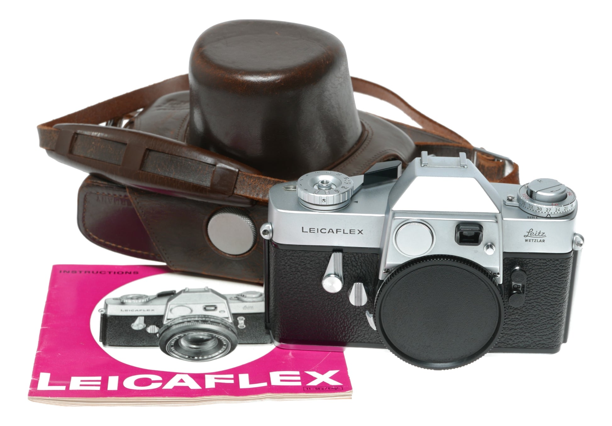 1st Version Leicaflex SLR chrome camera body kit with a box case manual
