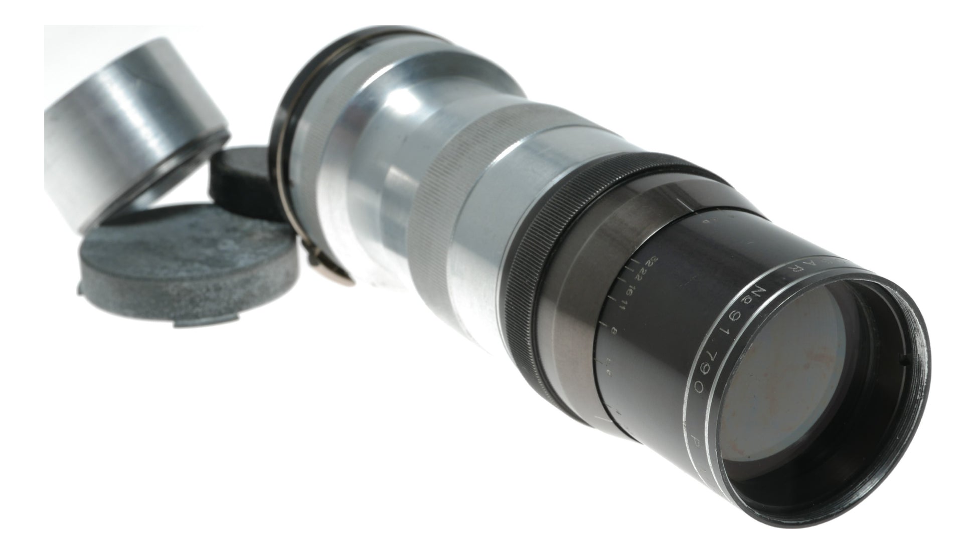 Angenieux Alogar 1:3.5/135mm tele lens Contax mount