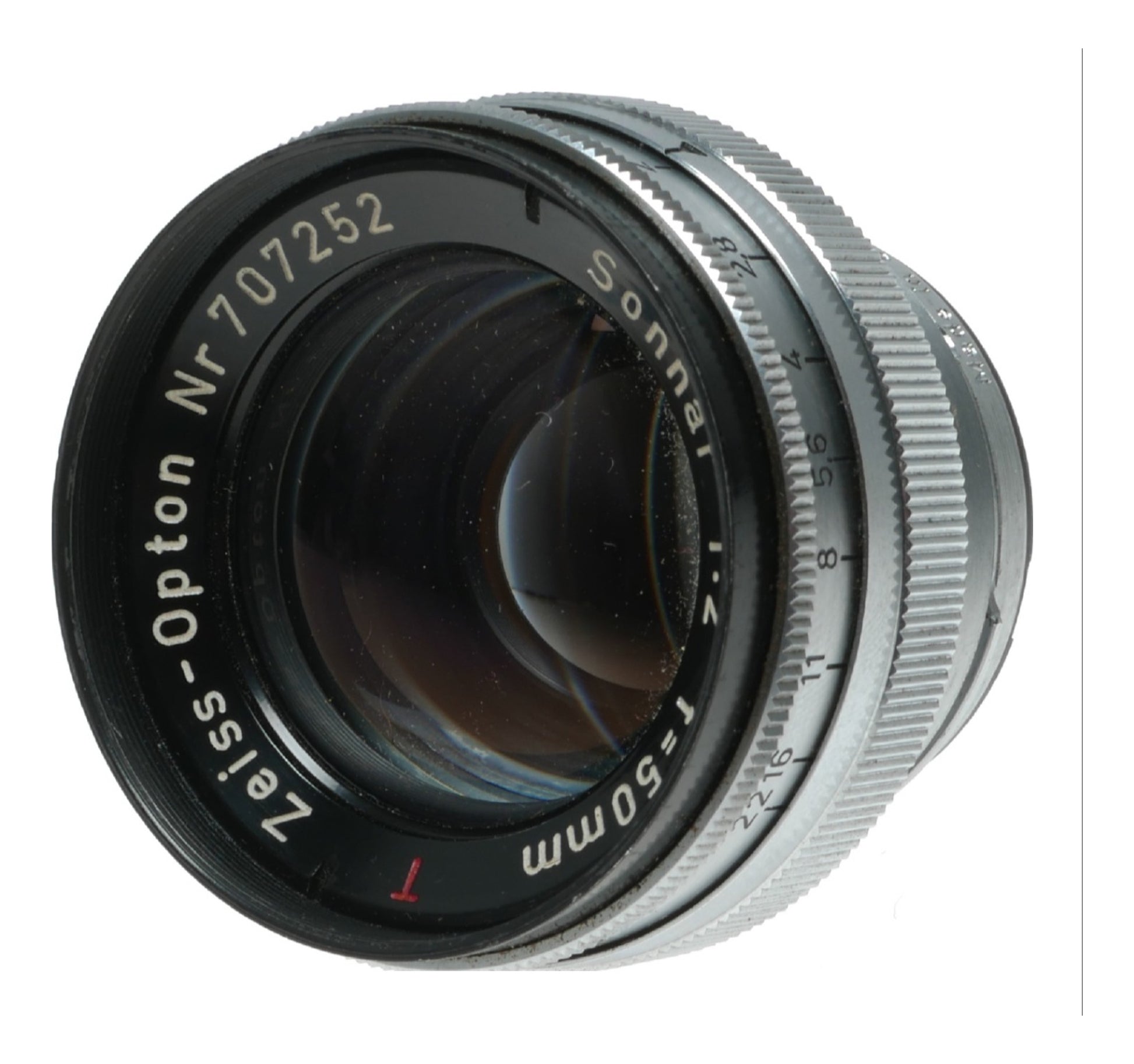 Zeiss Contax rangefinder camera with 2/50mm Sonnar 5cm f2