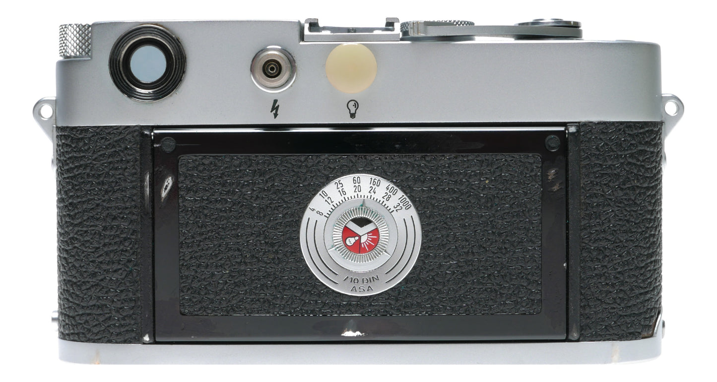 Leica M3 film camera with Summicron 2/50 prime lens Original L seal