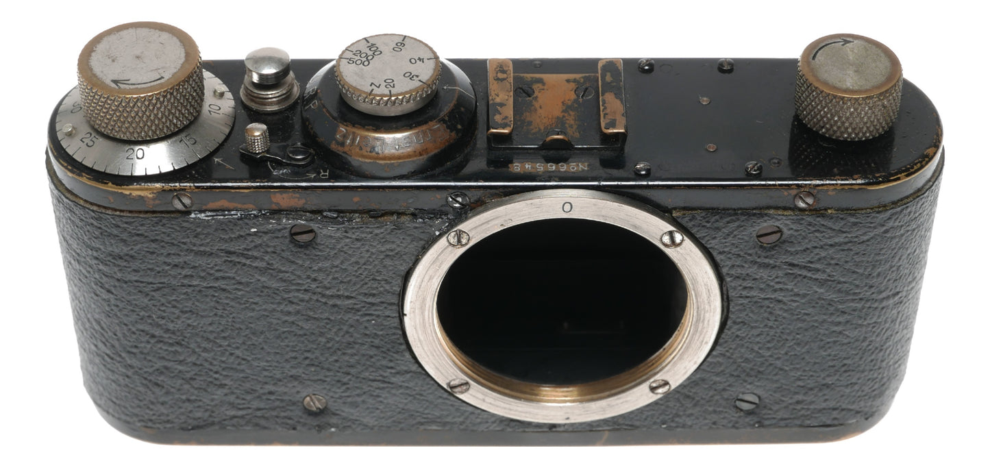Leica I Standard Black paint #66548 35mm film camera vintage body only