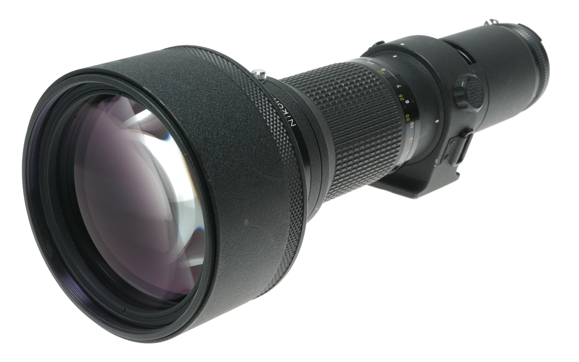 Nikon NIKKOR 600mm f/4E FL ED VR Super-Telephoto Lens with K52 Tripod Mount Ring - View 4