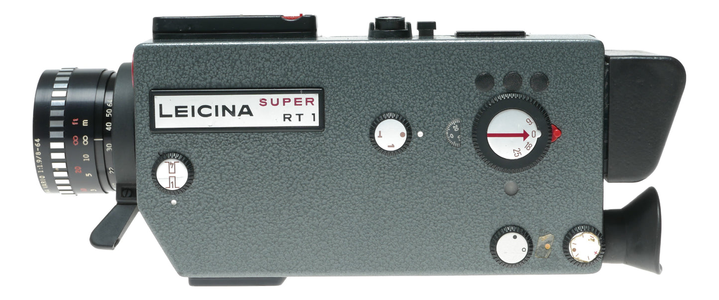 Leicina Super RT1 Vintage 16mm Film Camera with 1:1.9/8-64 Lens by Leitz Wetzlar - View 4