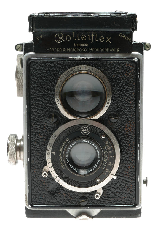 Rolleiflex Nr.21900 Vintage TLR Camera with Carl Zeiss Tessar 75mm f/3.5 Lens - View 2