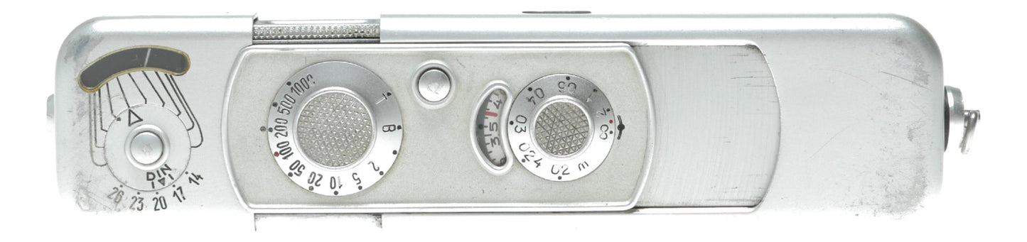 Minox B 15mm f/3.5 Subminiature Camera - View 3