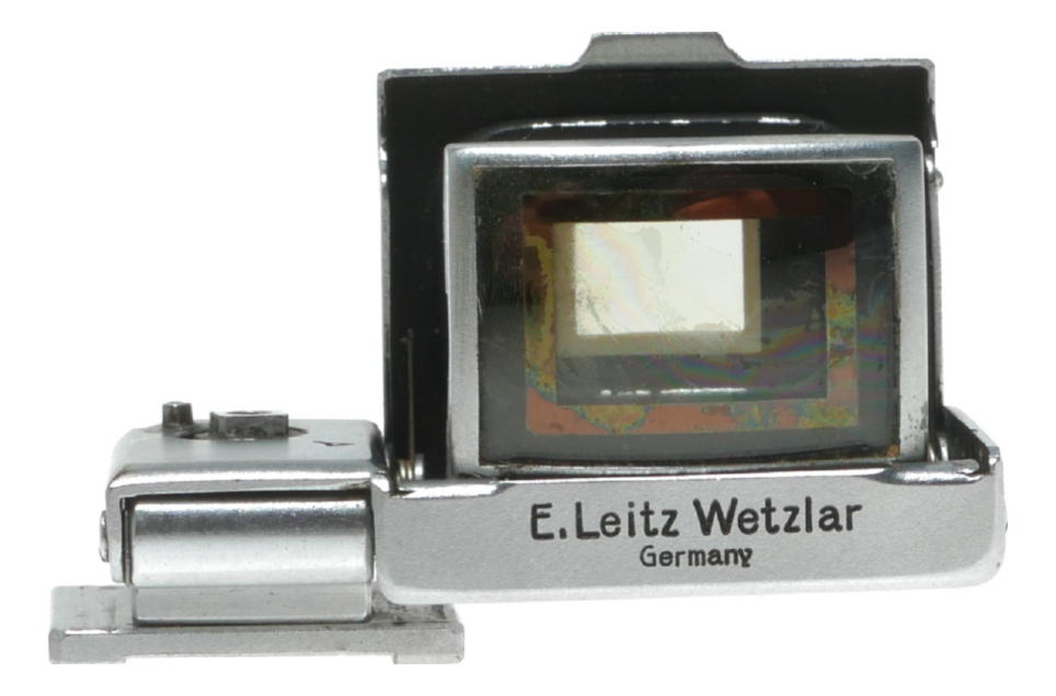 E. Leitz Wetzlar 9cm Camera Accessory - View 2