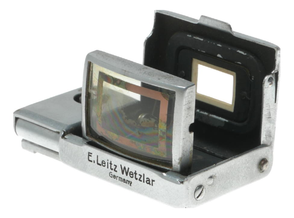 E. Leitz Wetzlar 9cm Camera Accessory - View 3