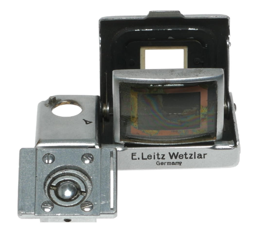 E. Leitz Wetzlar 9cm Camera Accessory - View 9