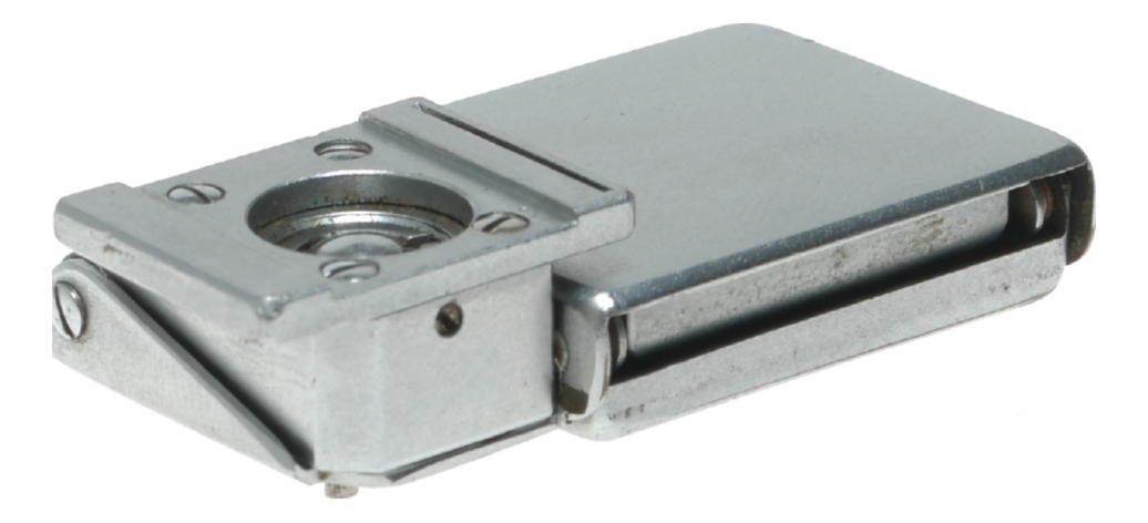 E. Leitz Wetzlar 9cm Camera Accessory - View 12