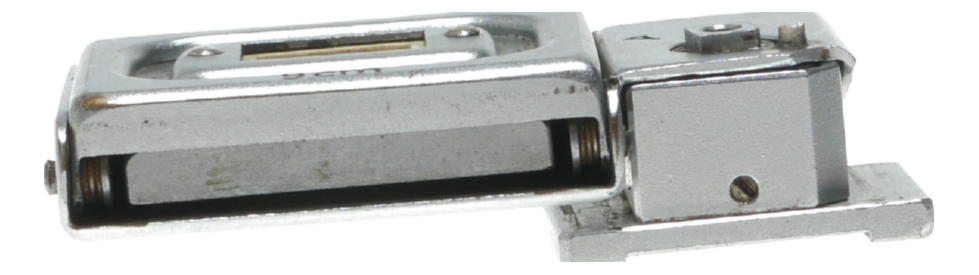 E. Leitz Wetzlar 9cm Camera Accessory - View 16