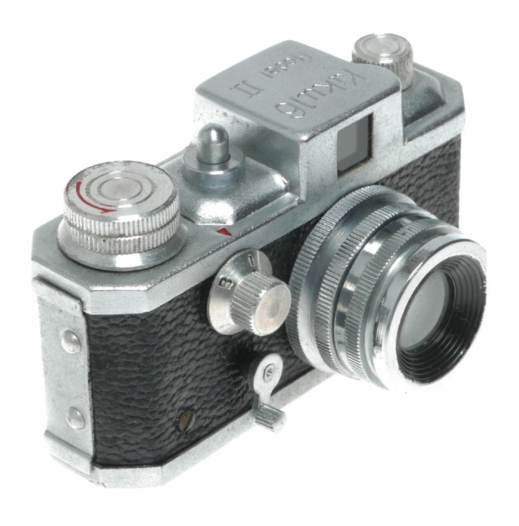 Kiku 16 Model II Subminiature Camera - View 3