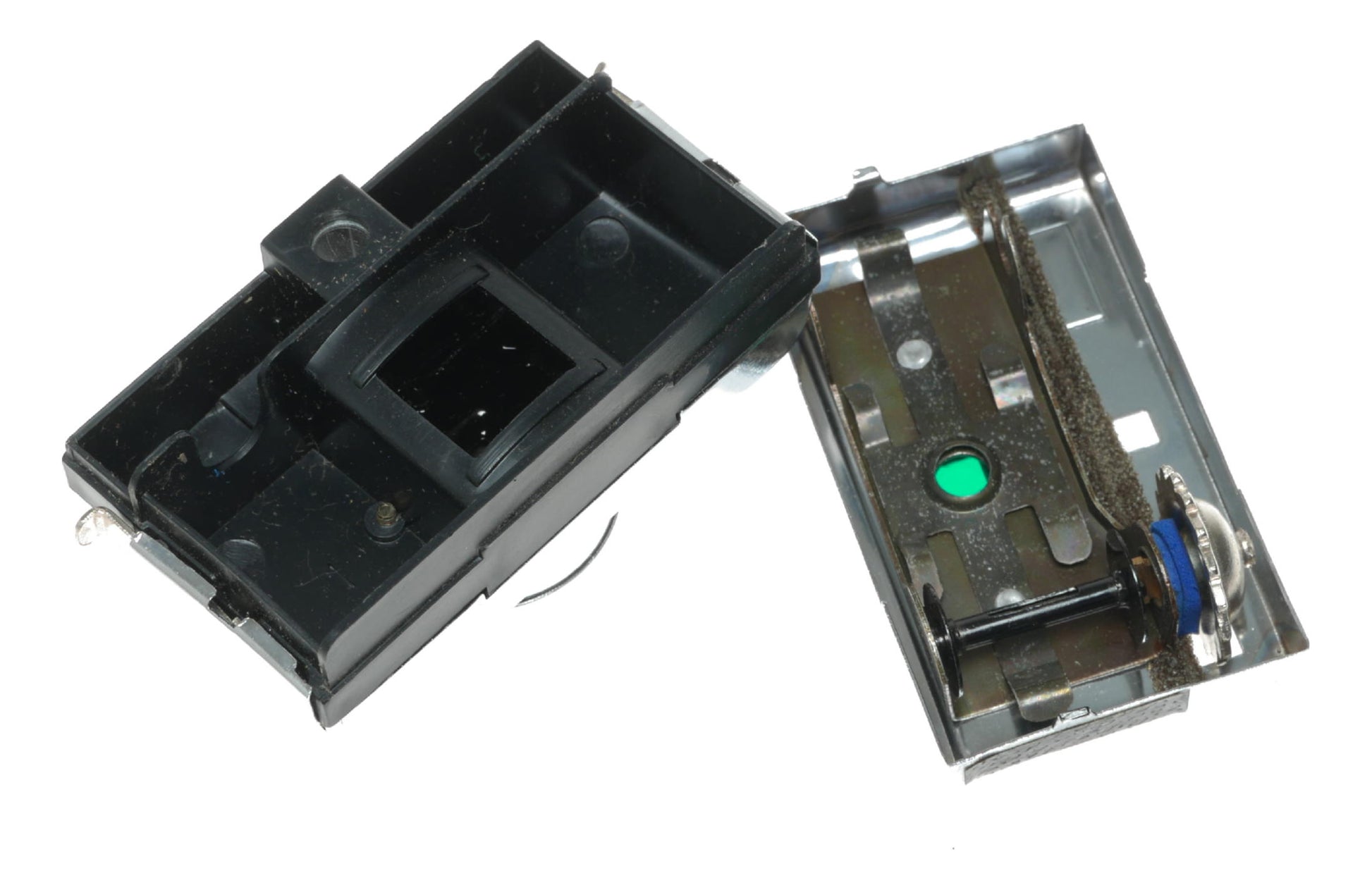 Hobby 16 Subminiature Camera Made in Japan - View 9