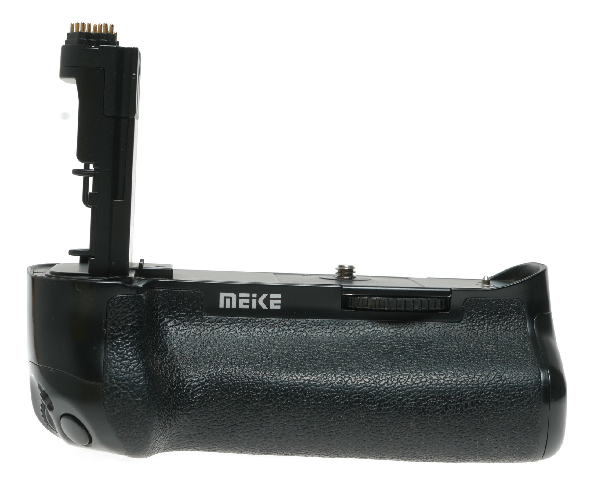 Meike MK-7D II Multi-Power Battery Grip for Canon EOS 7D Mark II DSLR Camera - View 4