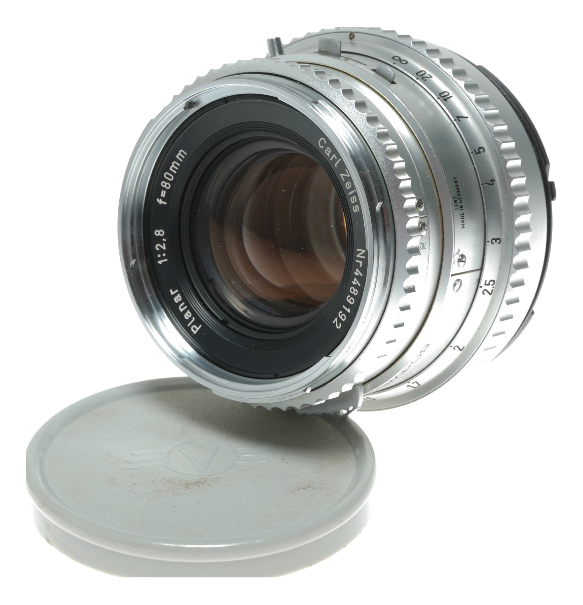 Carl Zeiss Planar 80mm f/2.8 Vintage Camera Lens with Compur Shutter - View 10