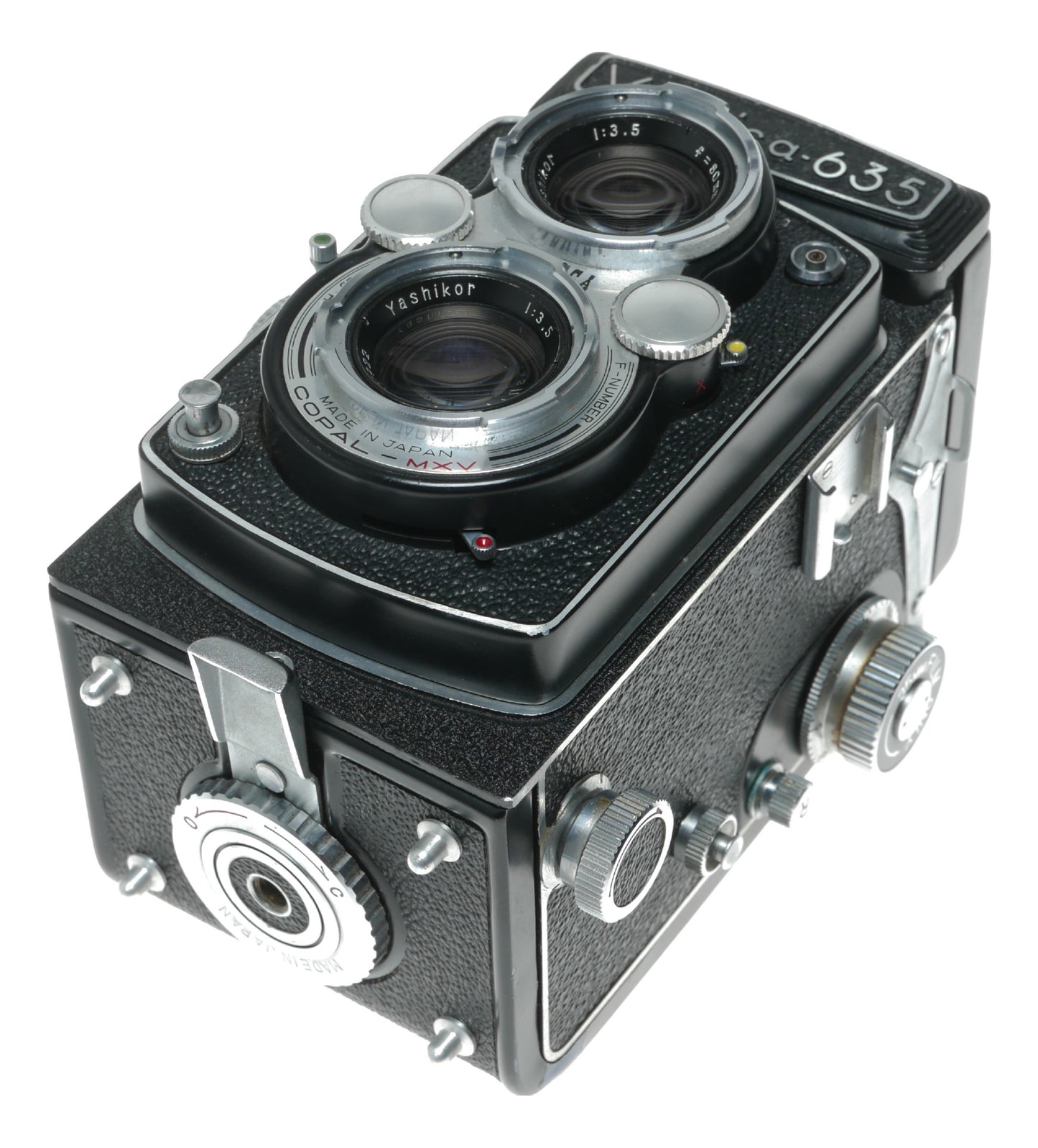 Yashica-635 Vintage TLR Film Camera with Yashinon 80mm f/3.5 Lens - View 10