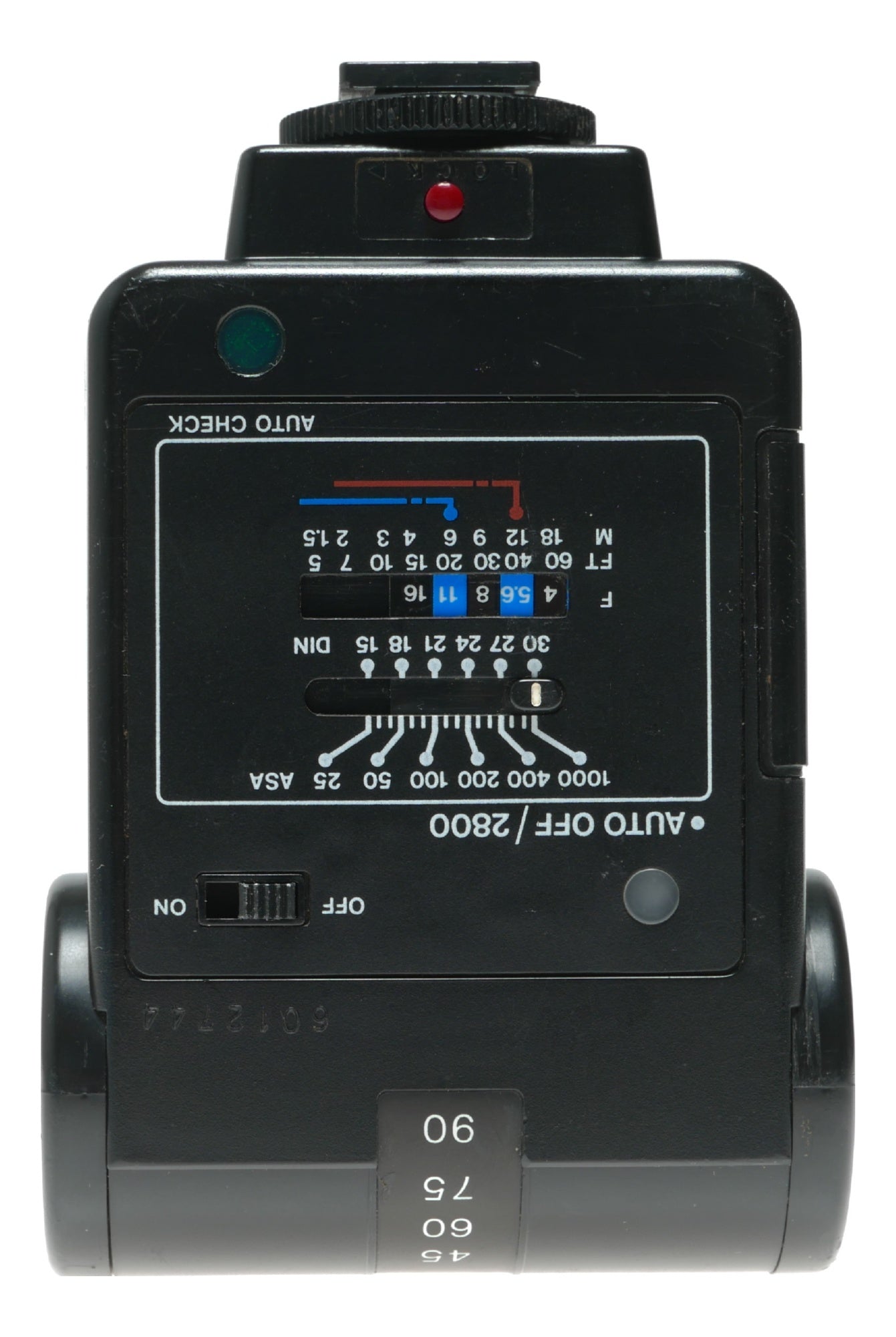 Vivitar Auto Thyristor 2800 Vintage Film Camera with Light Meter and Manual Settings - View 7