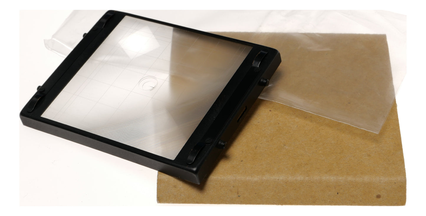 4x5 Large Format Ground Glass Focusing Screen with Grid - View 3