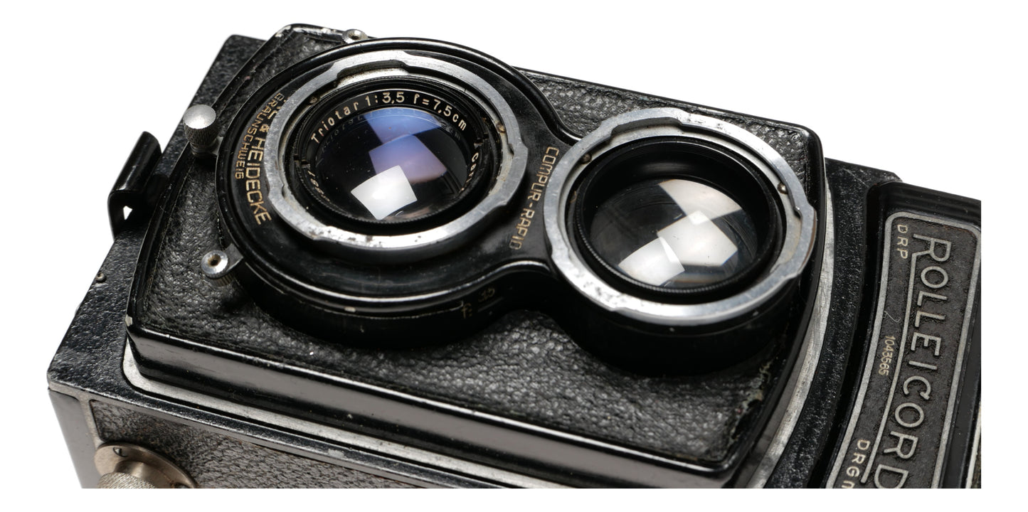 Rolleicord TLR Camera with Carl Zeiss Triotar 75mm Lens - View 6