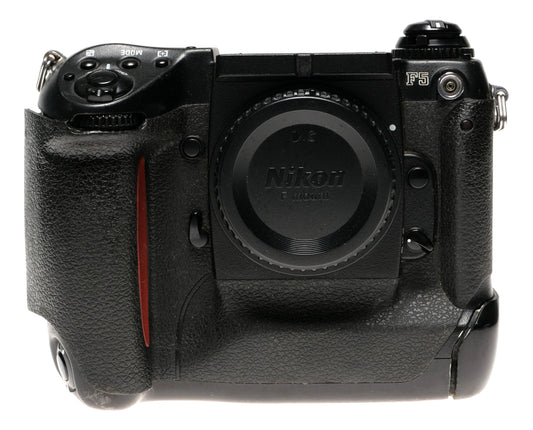 Nikon F5 35mm SLR Film Camera Body