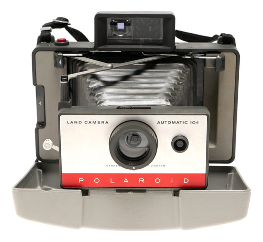 Polaroid Automatic 104 Land Camera - View 2