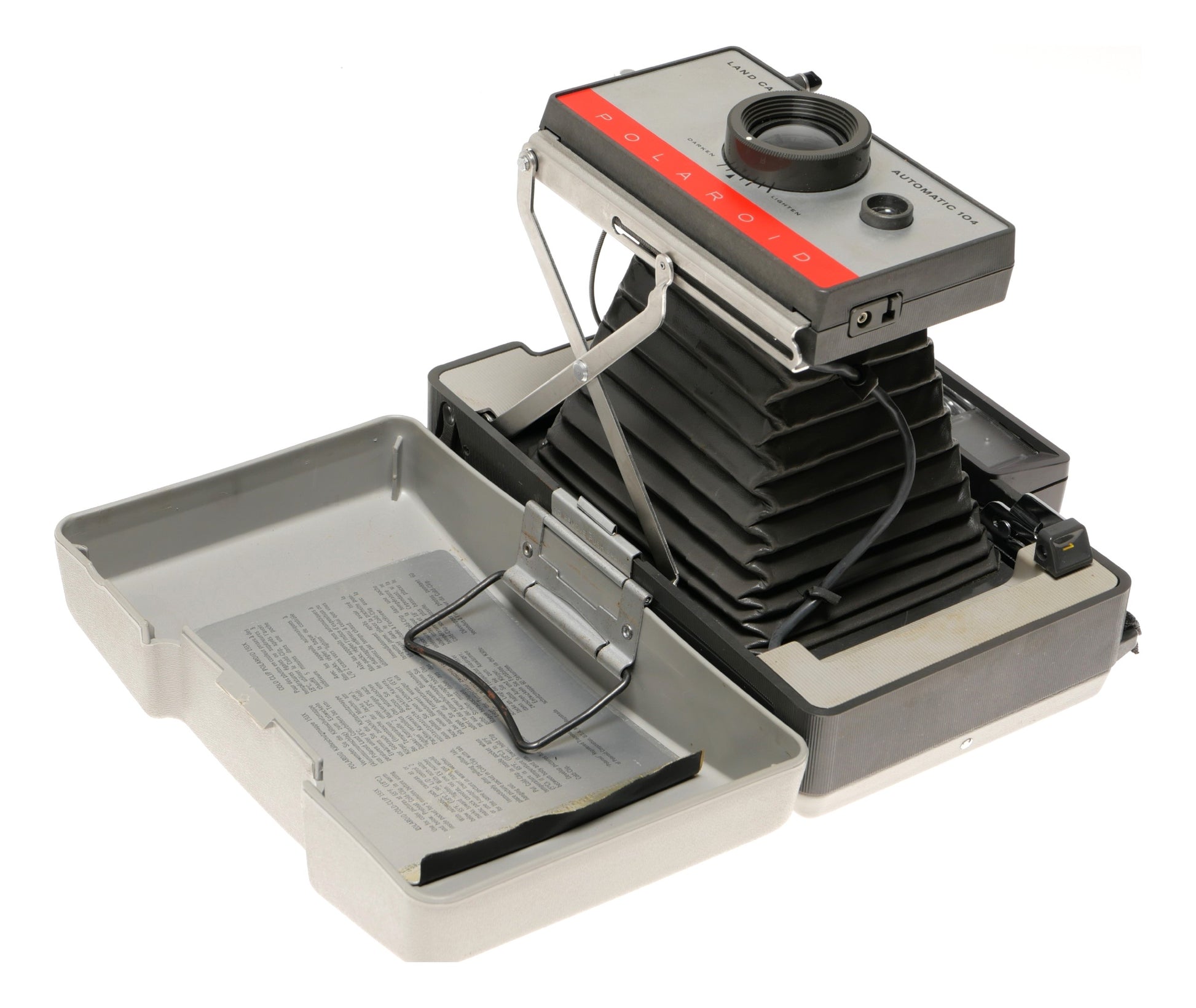 Polaroid Automatic 104 Land Camera - View 3
