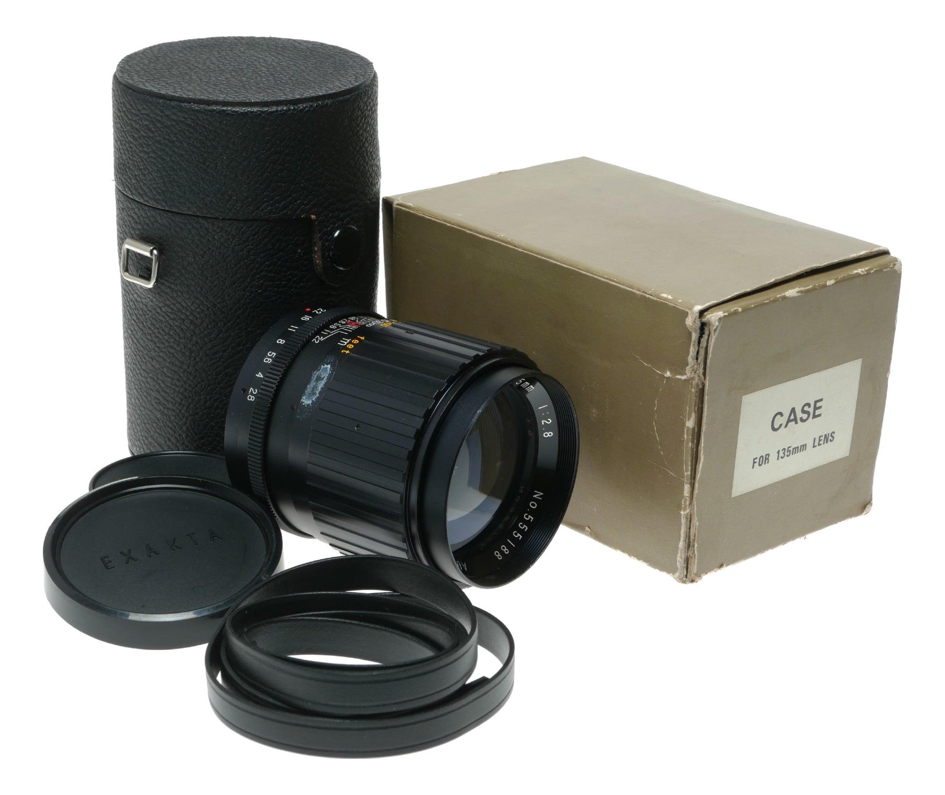 Exakta Auto Exaktar 135mm f/2.8 Vintage Telephoto Lens with Case, Made in Japan