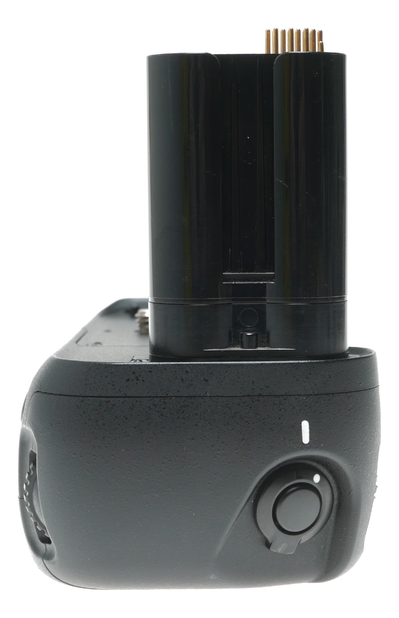 Nikon MB-D80 Multi Power Battery Pack for Nikon DSLR Cameras - View 4