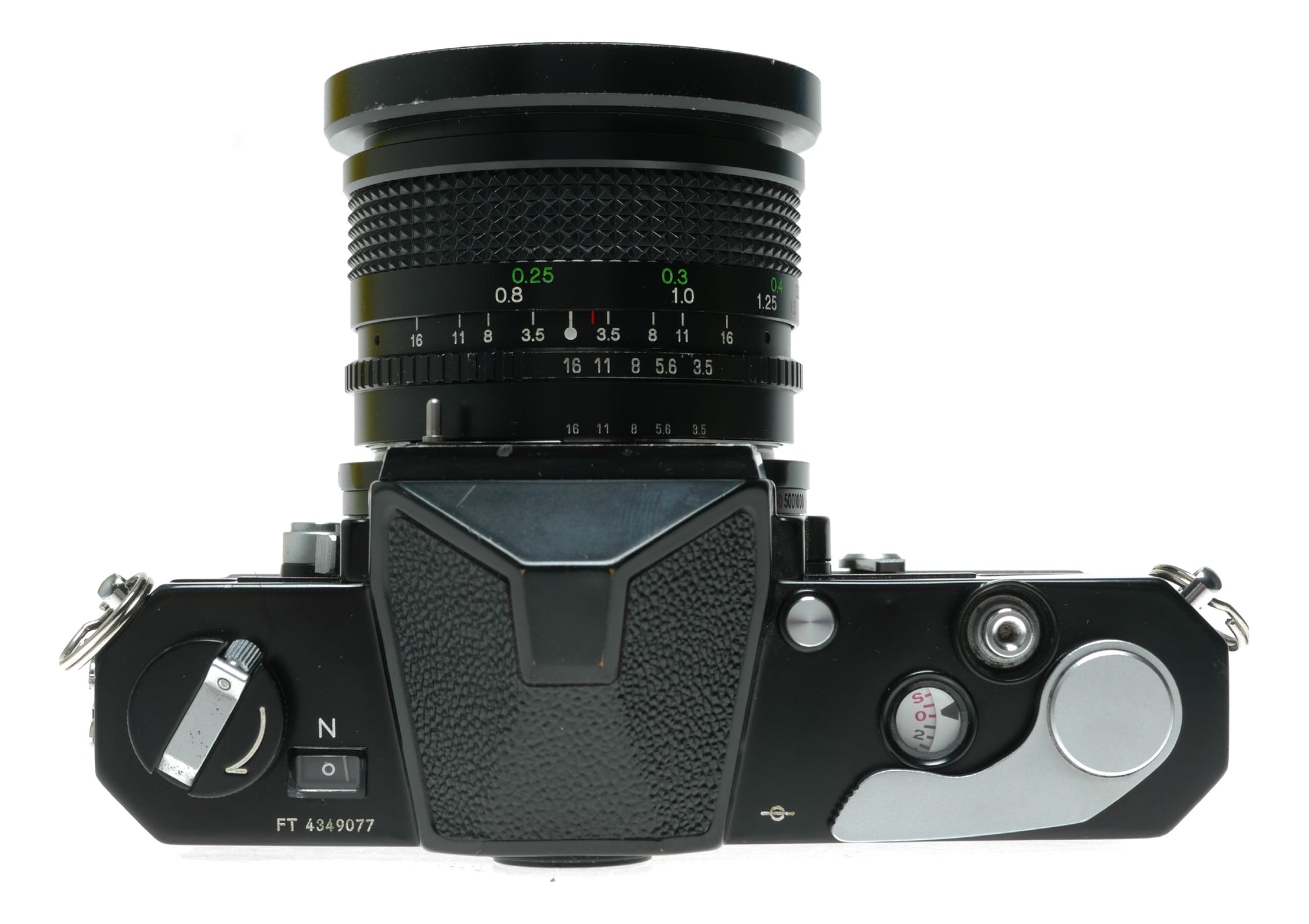 Nikkormat 17mm f/3.5 MC Wide-Angle Lens Vintage Nikon Japan - View 4