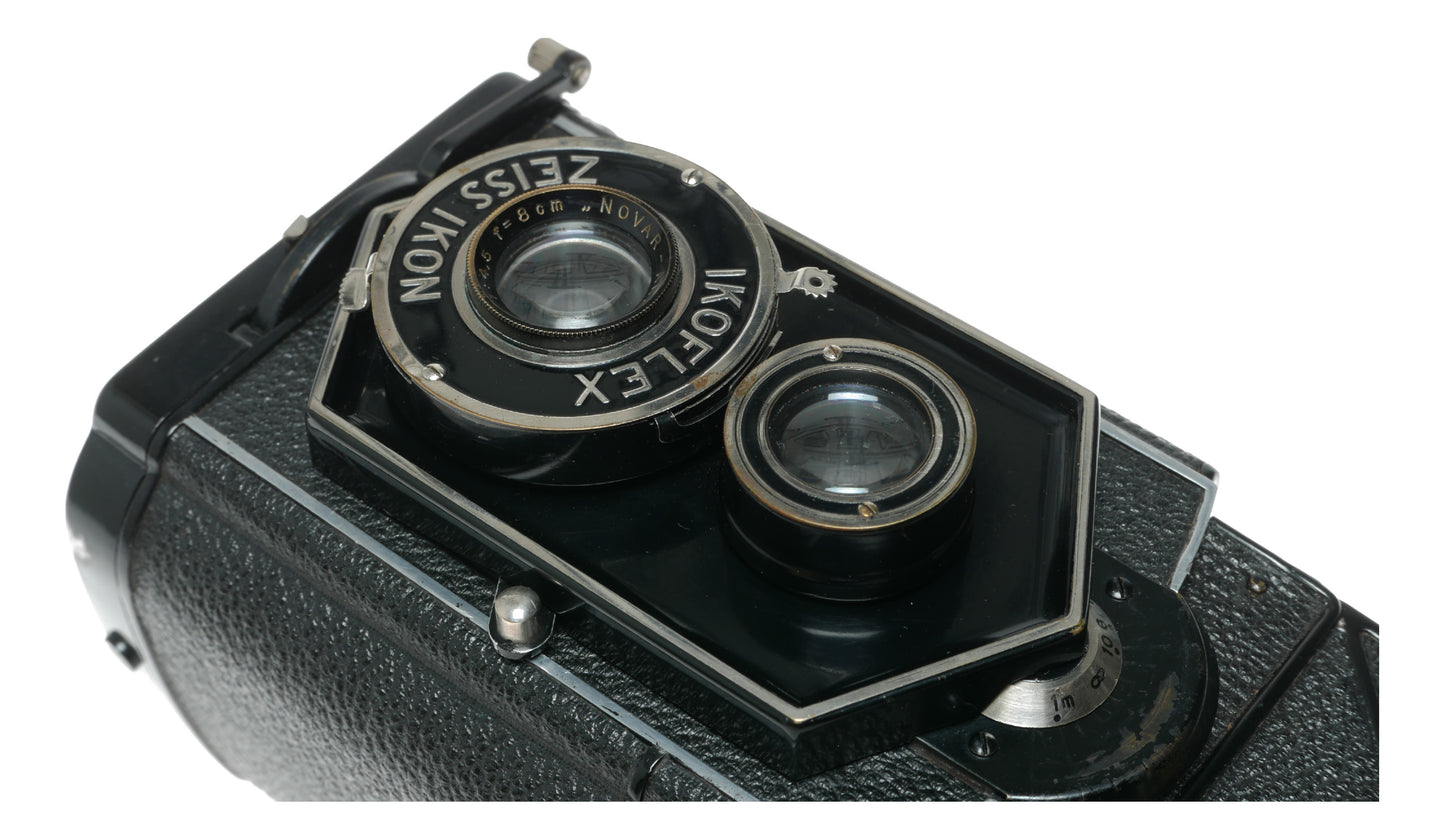 Zeiss Ikon Ikoflex Vintage TLR Film Camera - 6x9 cm Format - View 7
