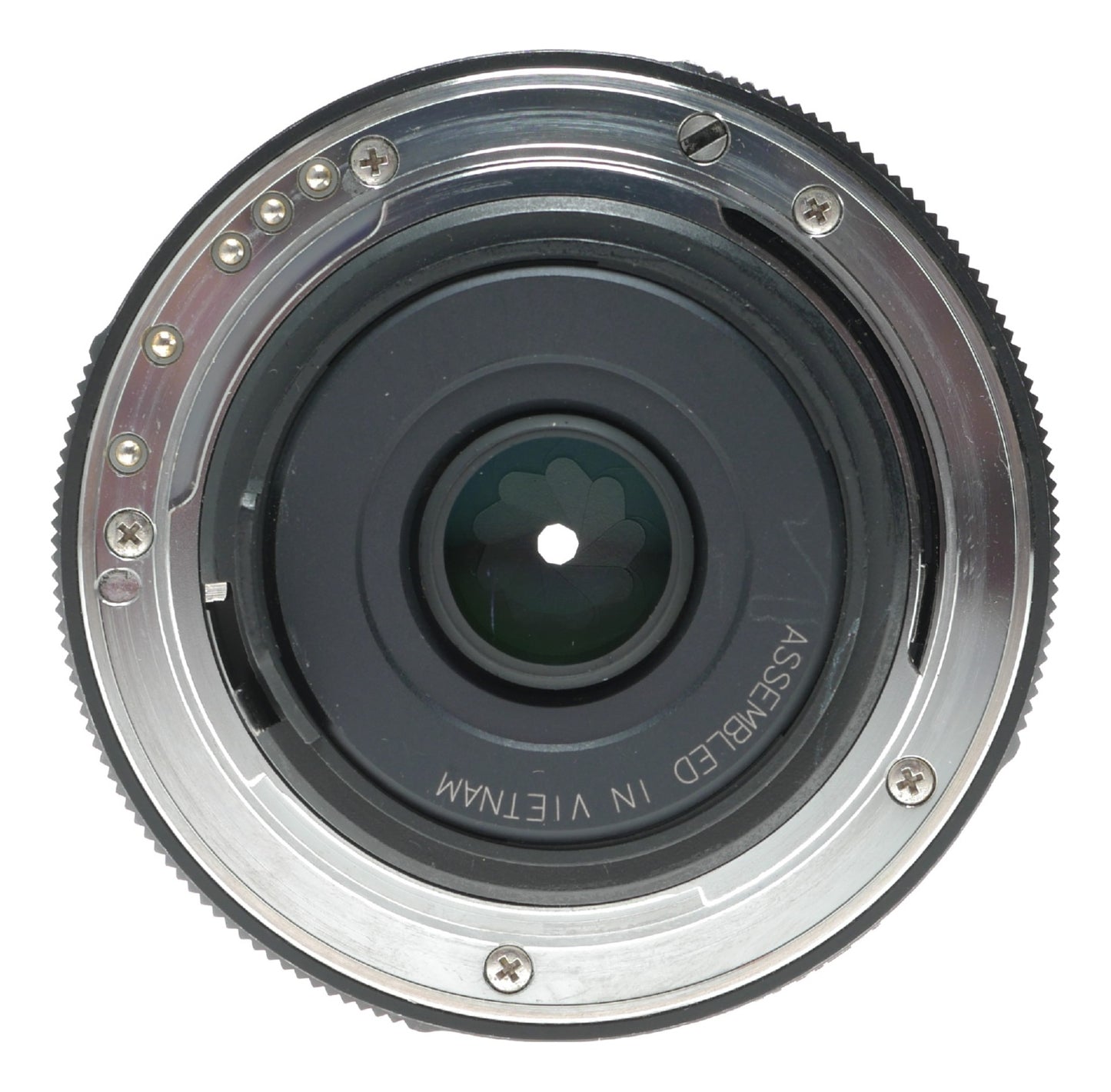 Pentax SMC DA 40mm f/2.8 Limited Lens - Compact Prime Lens for Pentax DSLR Cameras - View 2