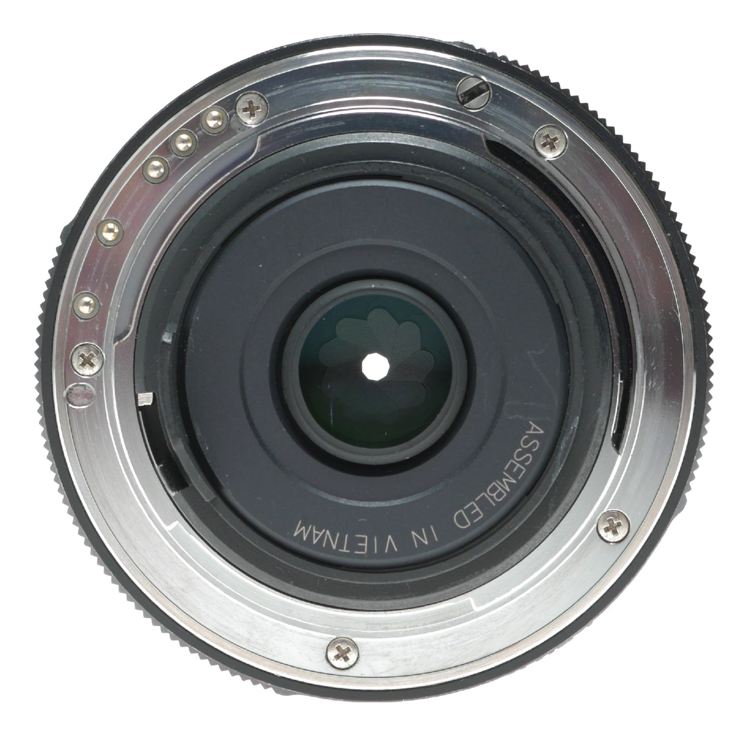 Pentax SMC DA 40mm f/2.8 Limited Lens - Compact Prime Lens for Pentax DSLR Cameras - View 2