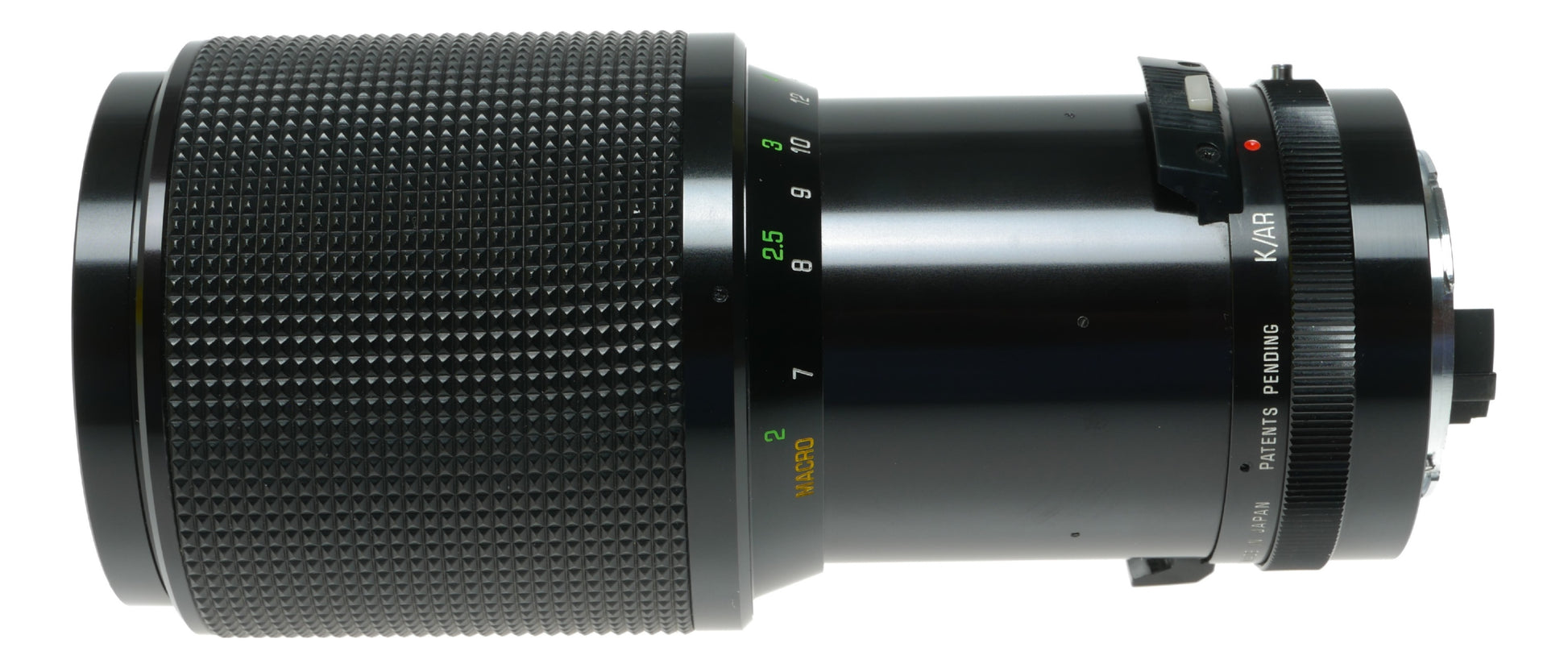 Vivitar Series 1 70-210mm f/3.5 Macro Focusing Auto Zoom Lens, 67mm Filter Thread, Made in Japan - View 9