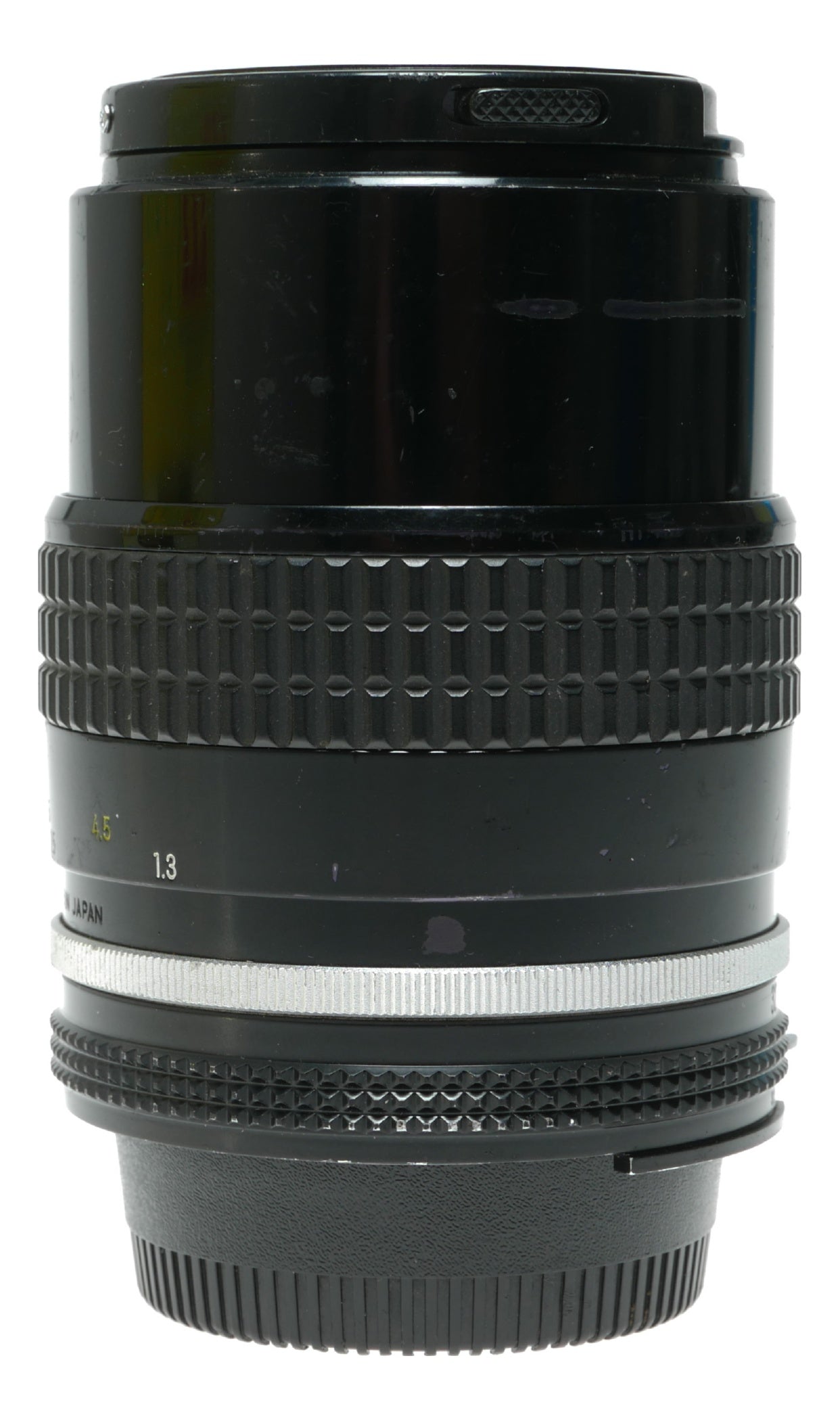 Nikon Nikkor 135mm f/3.5 Manual Focus Lens - Made in Japan - View 12