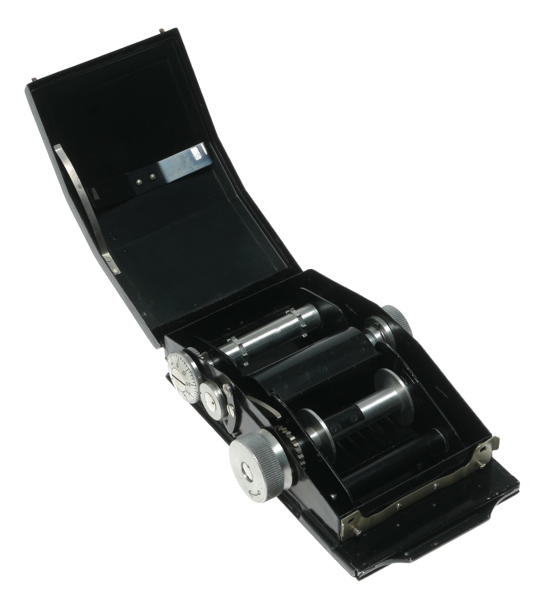 Welta Vintage Film Camera with Multiple Exposure Settings - View 8