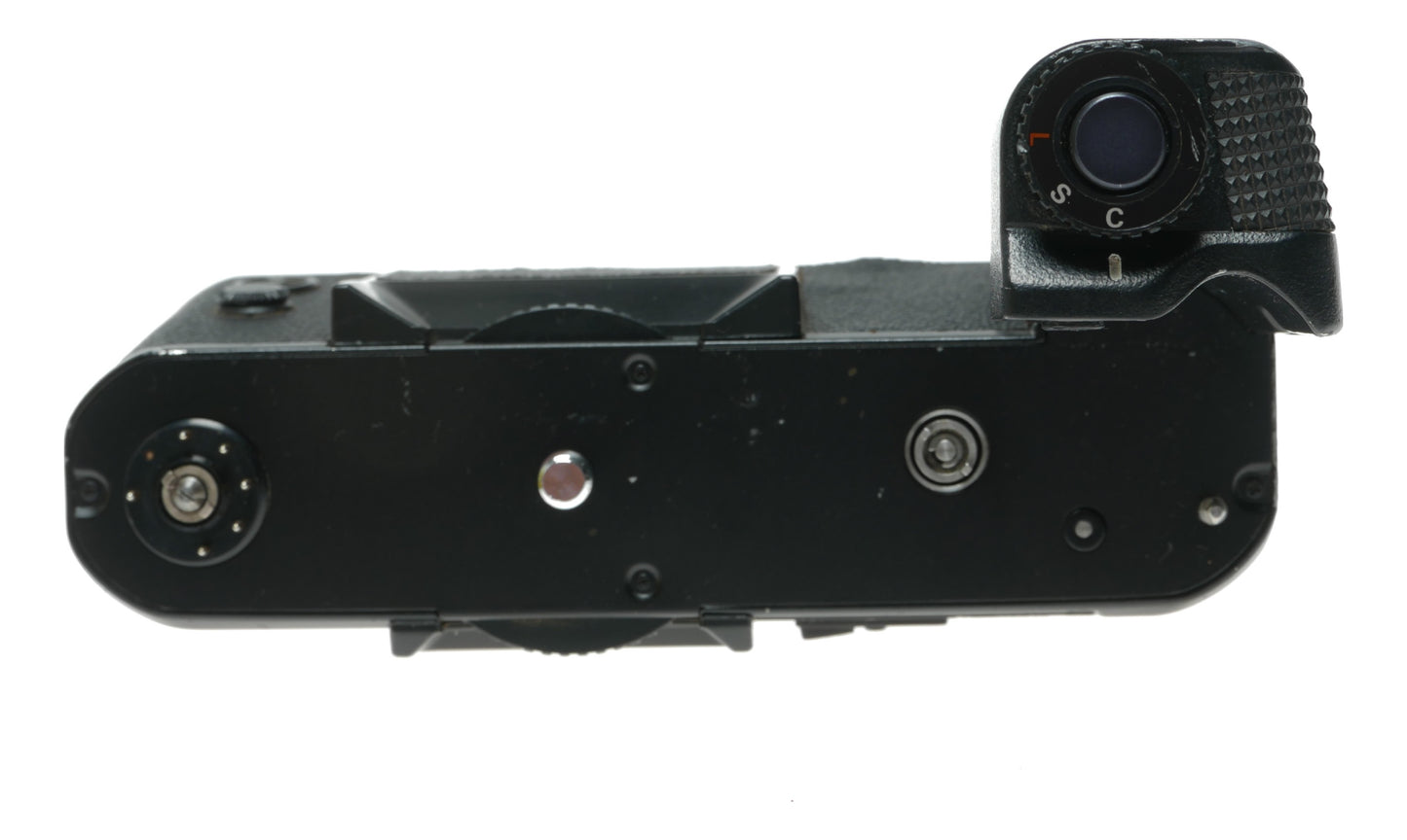 Nikon MD-4 Motor Drive for Nikon Film Cameras - Made in Japan - View 3