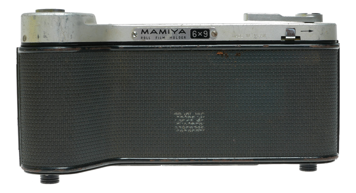 Mamiya Press Vintage Roll Film Holder for 6x9 cm and 8x4.5 cm Formats on 120 Film, Made in Japan - View 2