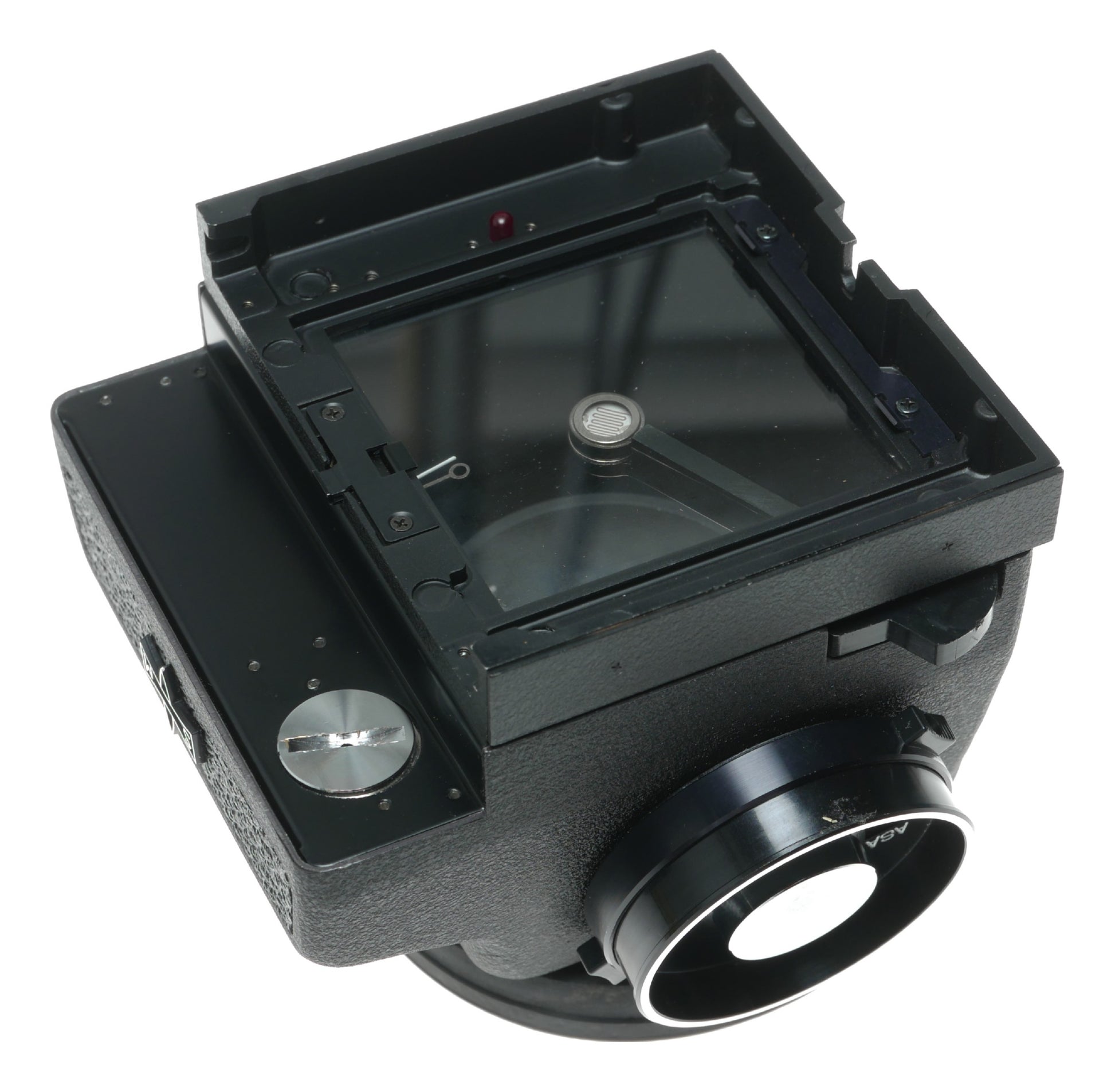 Mamiya Vintage Film Camera with Multiple Shutter Speeds and Aperture Settings - View 9