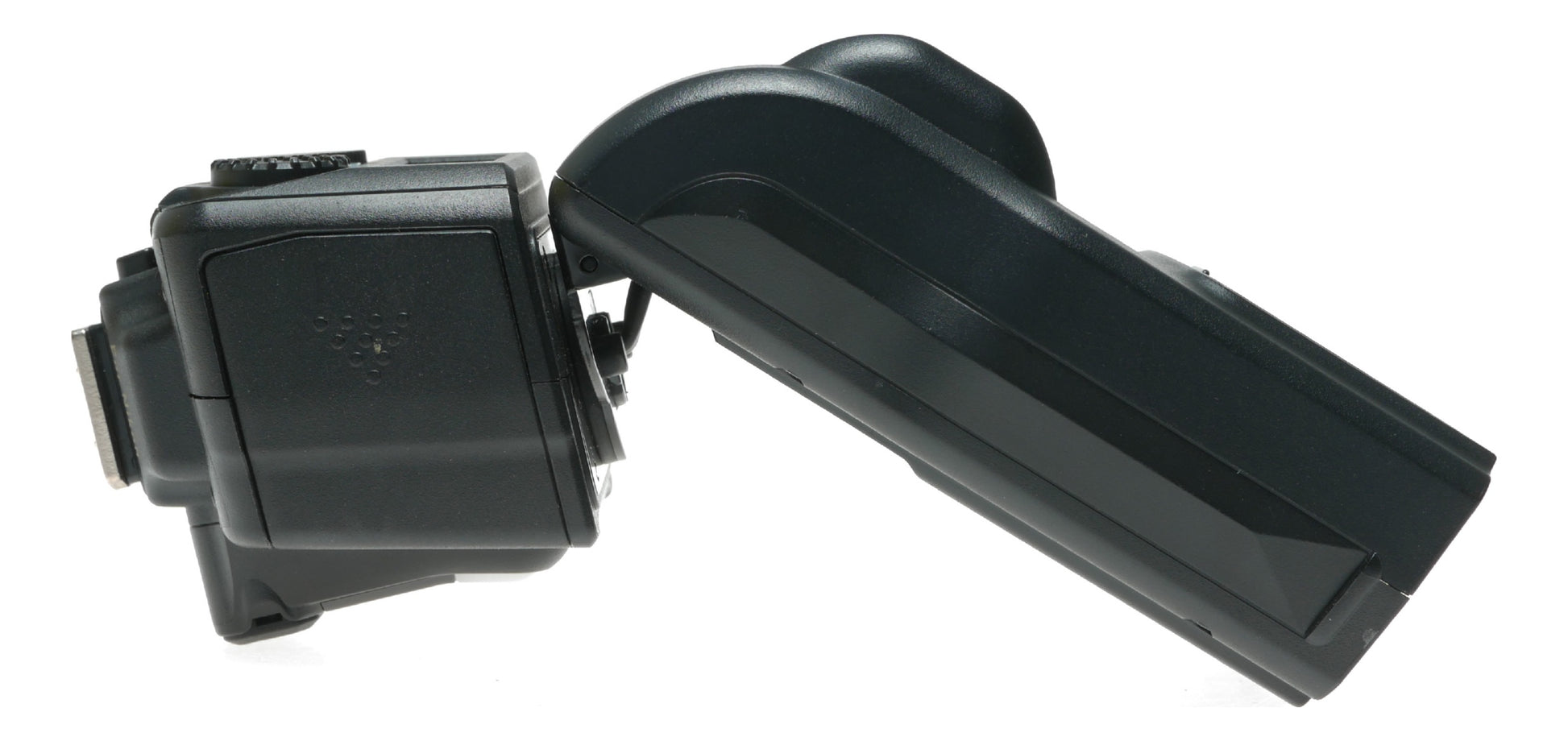 Nissin i60A Digital Flash for Nikon with Zoom 24-200mm - View 6