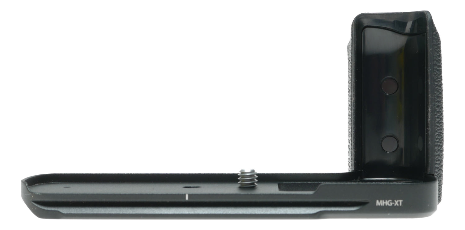Fujifilm X-T3 Mirrorless Camera with MHG-XT Metal Hand Grip