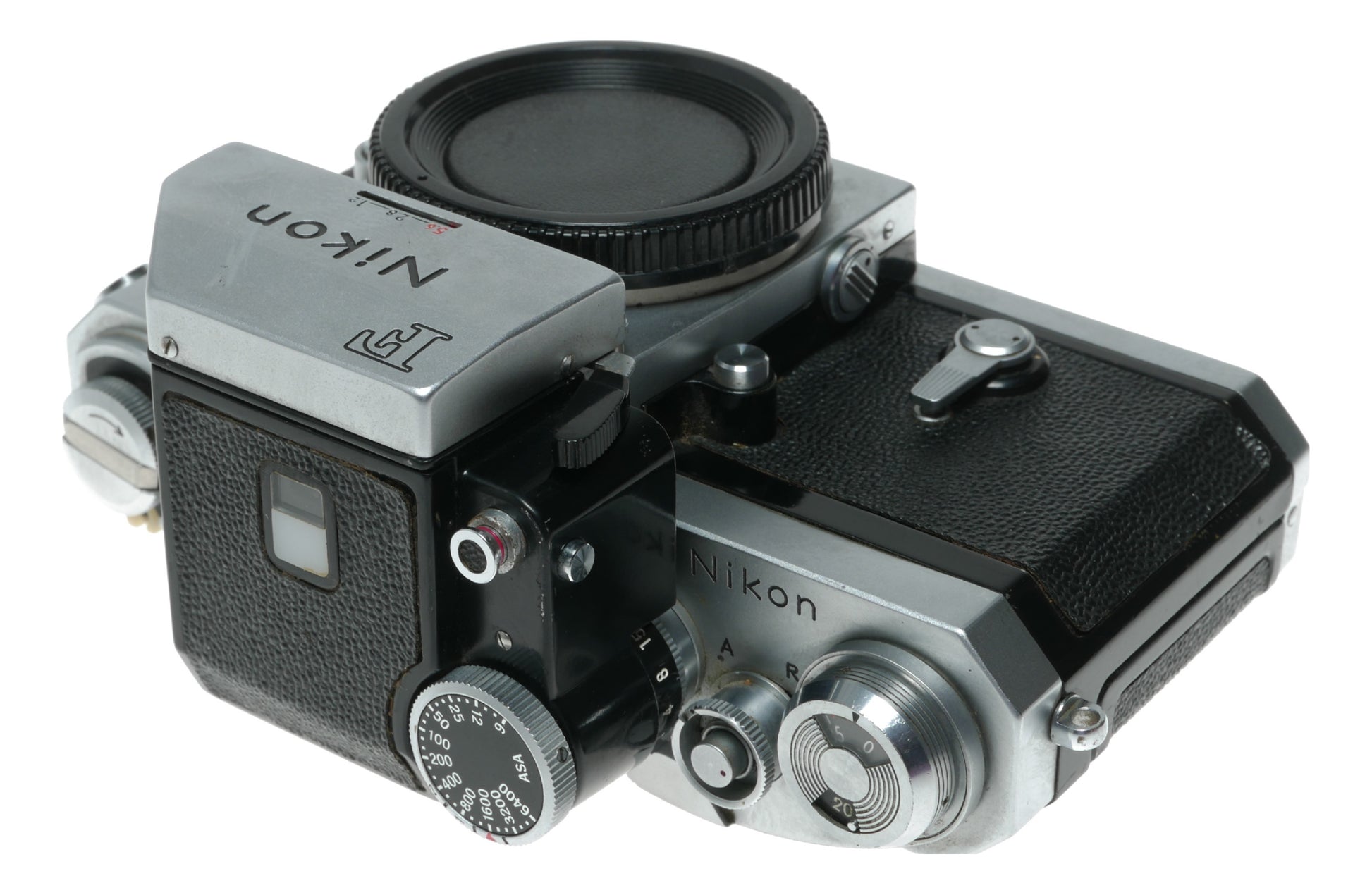 Nikon F Vintage Film SLR Camera with Multiple Shutter Speeds and ISO Range - View 7