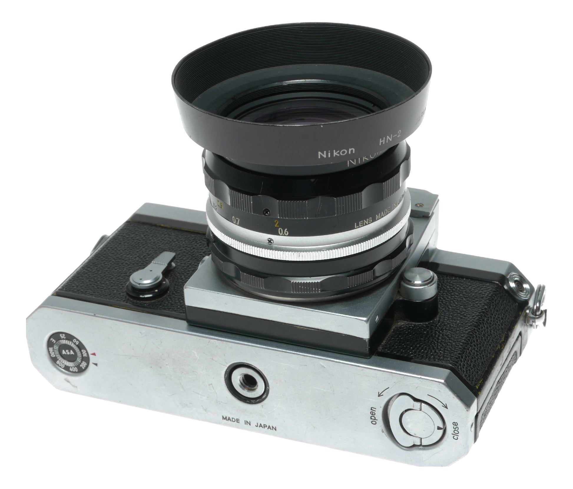 Nikon Nikkor-H.C Auto 28mm f/3.5 Vintage Lens with HN-2 Hood - View 12