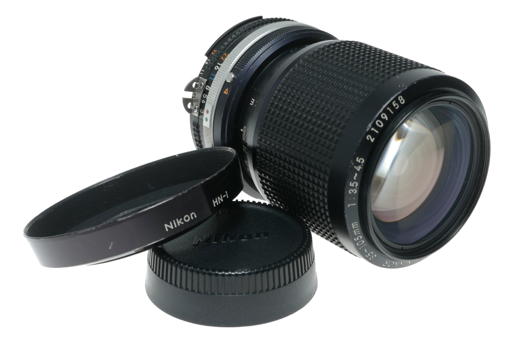 Nikon Zoom-Nikkor 35-105mm f/3.5-4.5 Vintage Lens
