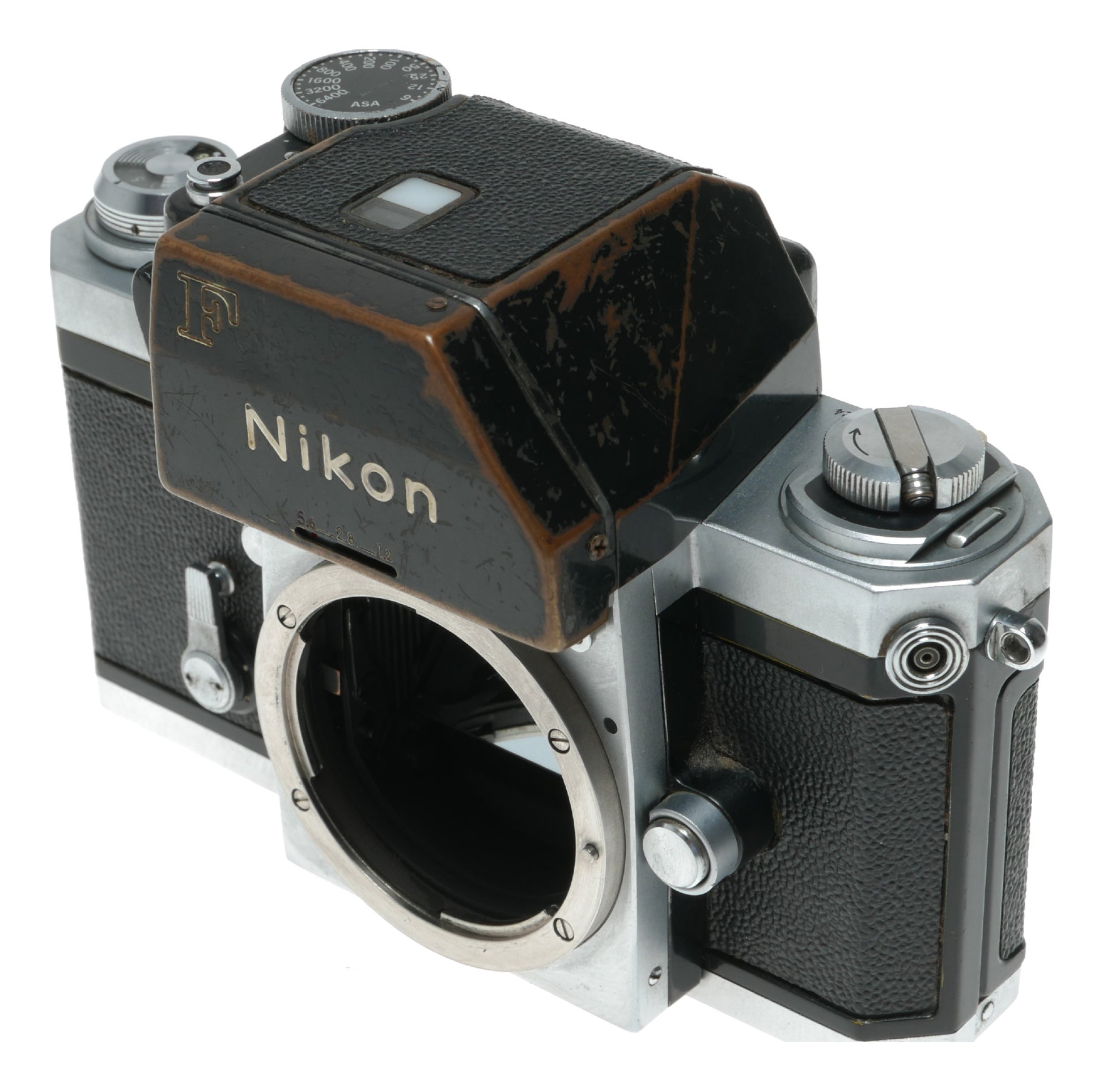Nikon F Vintage Film SLR Camera with Shutter Speeds from 1s to 1/2000s, Made in Japan - View 3