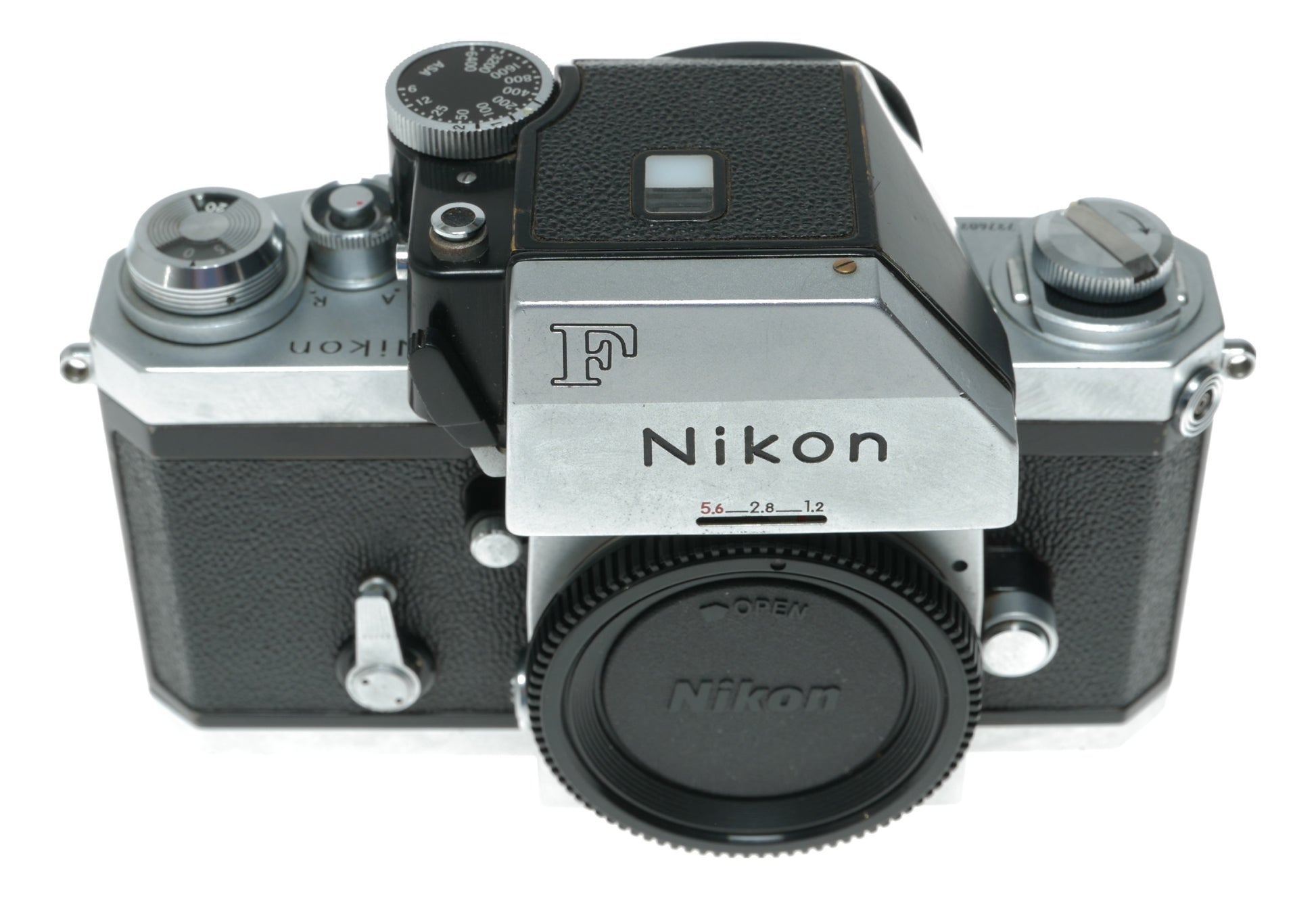 Nikon FM2 Vintage Film SLR Camera with Shutter Speeds from 1s to 1/4000s - View 3