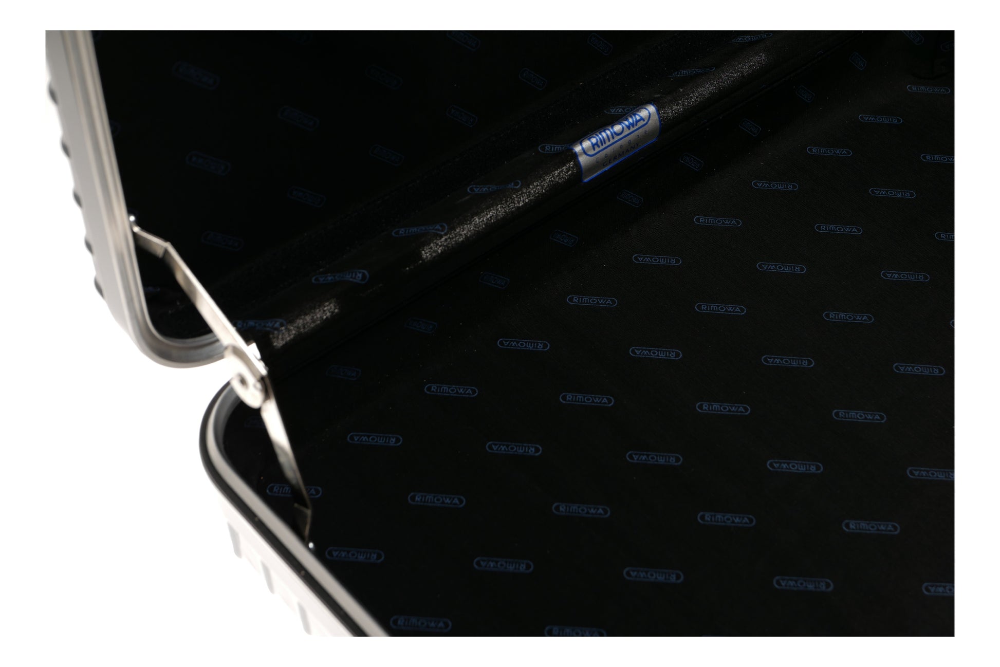 Rimowa Aluminum Ribbed Briefcase Case Combination Lock - View 10