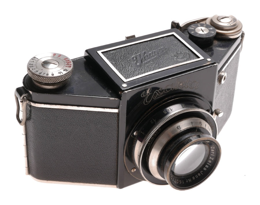 Exakta black medium format vintage camera Tessar 2.8 f=7.5cm Meyer 1:2.8/75mm