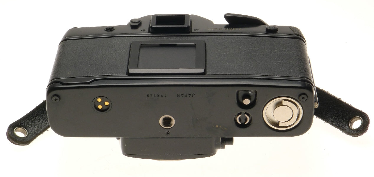 Contax Rts Ii Quartz 35mm Slr Film Camera Body Only Body Cap Instruction Manual - View 8
