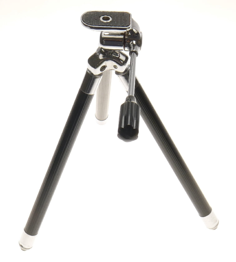 Hira Extendable (ca.1m) Table Top Fold-up Compact Tripod in Pouch - View 3