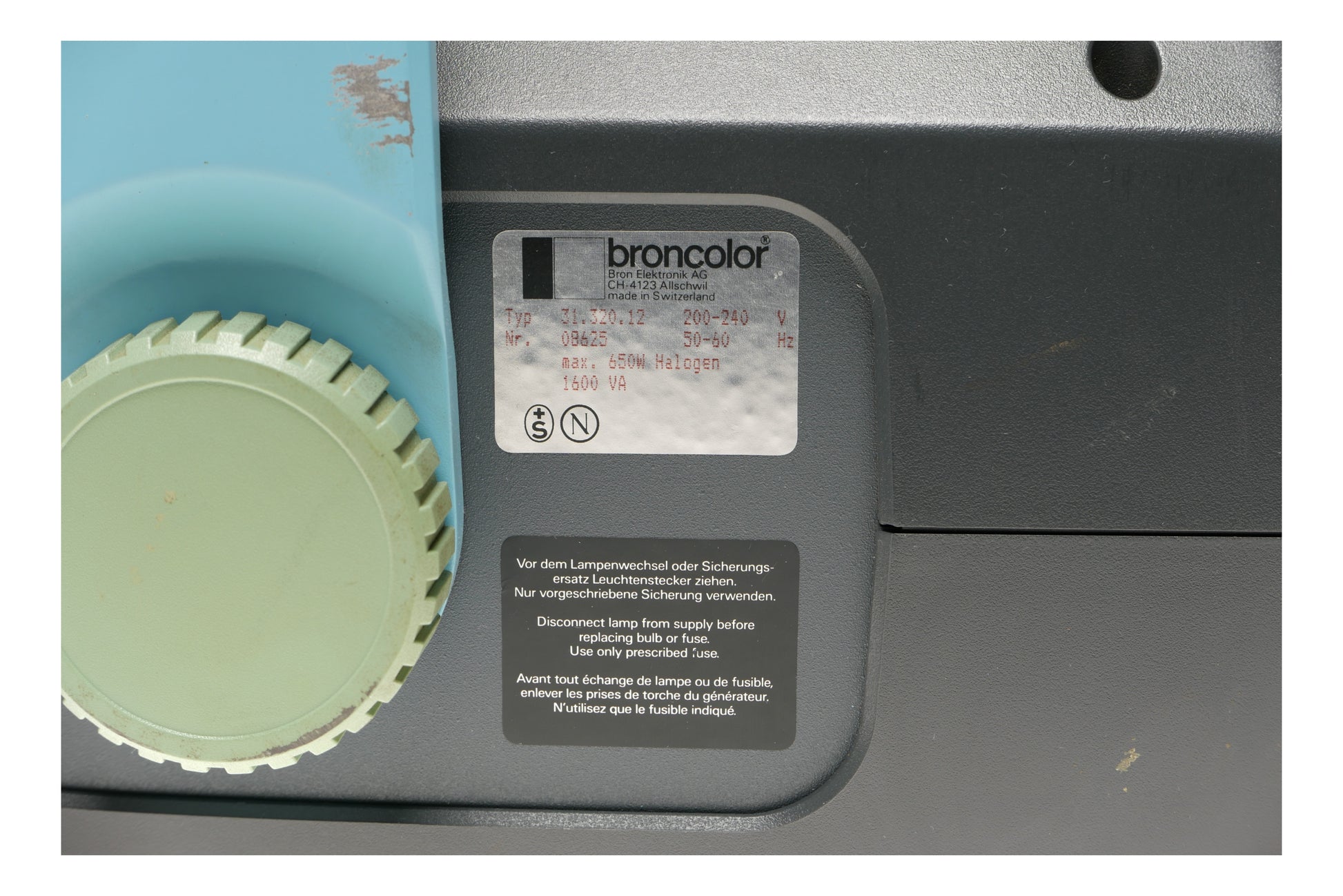 Broncolor Compuls 165 Studio Flash Power Pack 650W - View 4